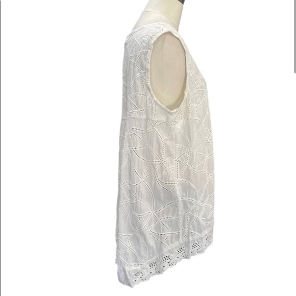 ❤️CAbi Sleeveless cotton top - Picture 7 of 7